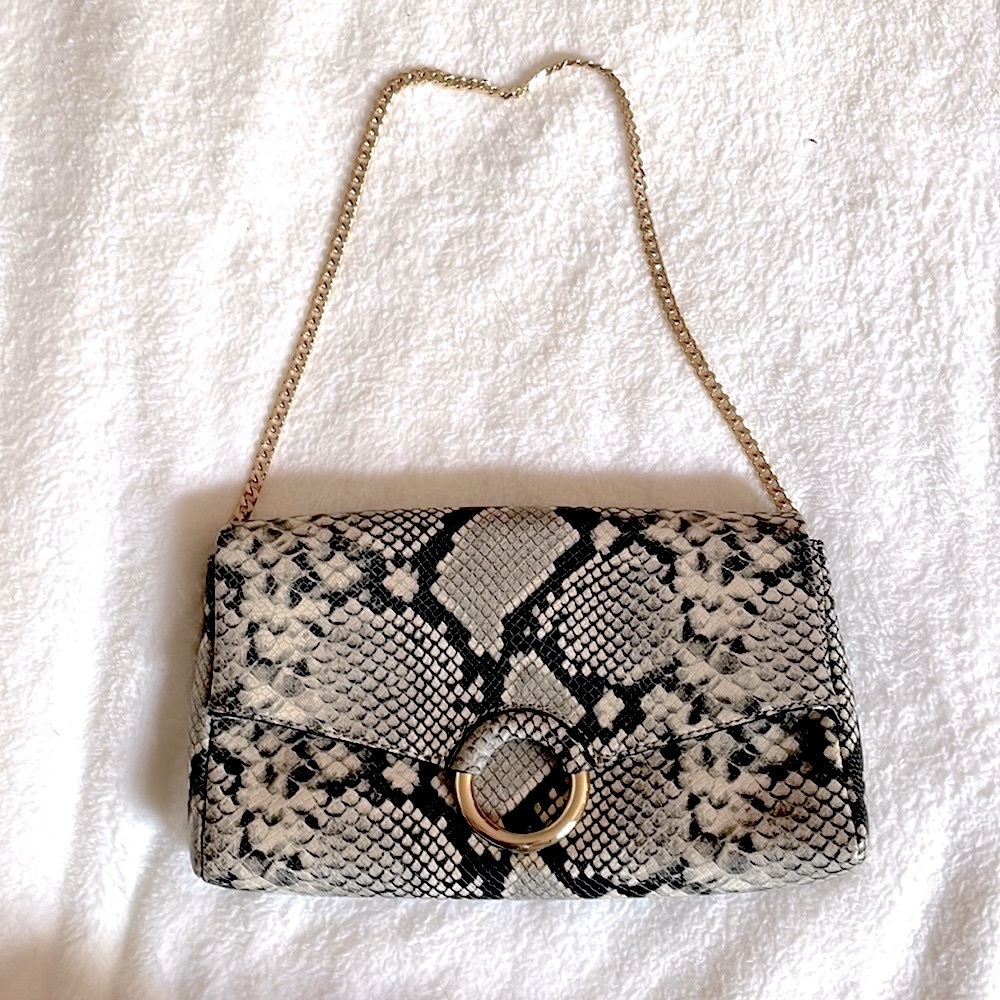 Vince Camuto 100% leather purse